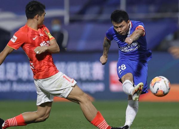 关于今晚亚特兰大调整名单以备德甲，绝杀压哨环节打磨，压力陡增，细节决定成败的信息